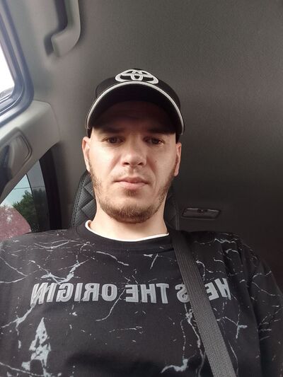  ,   Serega, 37 ,   