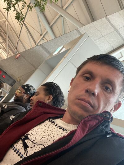  --,   , 39 ,     , c 
