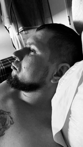  ,   Victor, 40 ,   ,   , c , 
