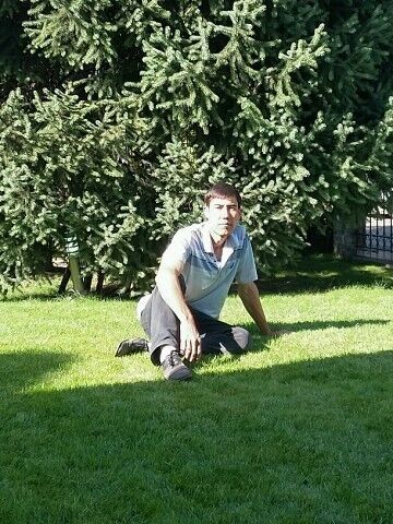  ,   Kamoliddin, 42 ,   