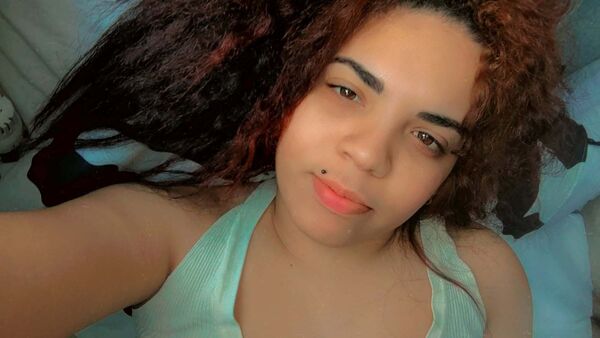  ,   Mariana, 24 ,   ,   
