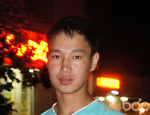  ,   Temirlan, 32 ,   