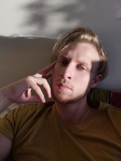  -,   Konstantin, 31 ,   ,   