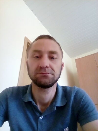  ,   Vasyl, 44 ,   ,   , c 