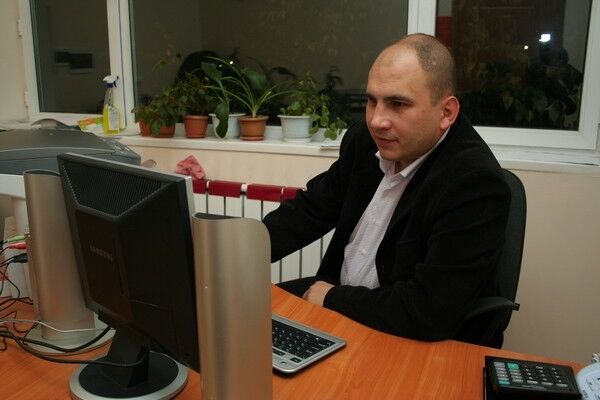  ,   Evro, 46 ,   ,   
