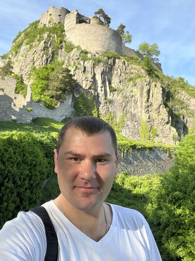  Roznov pod Radhostem,   Artur, 32 ,   ,   