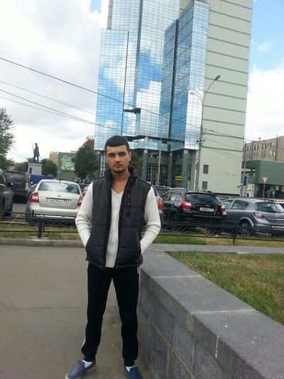  ,   Shoxrux, 33 ,   ,   , c 