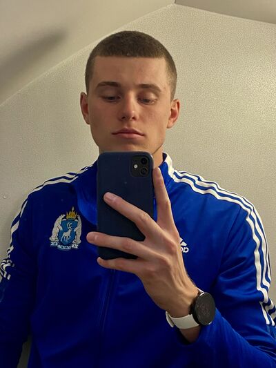  ,   Ilya, 20 ,   ,   