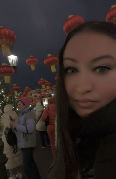  ,   Yulia, 37 ,   ,   