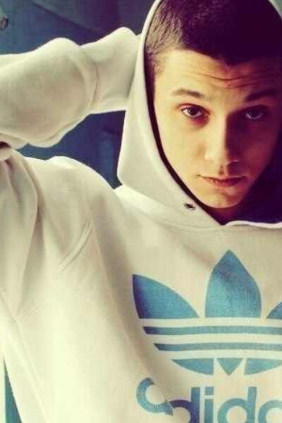  ,   Magomed, 27 ,   