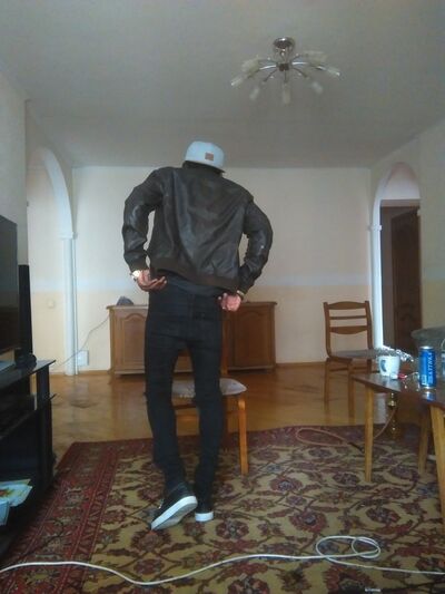  --,   JASON, 32 ,  