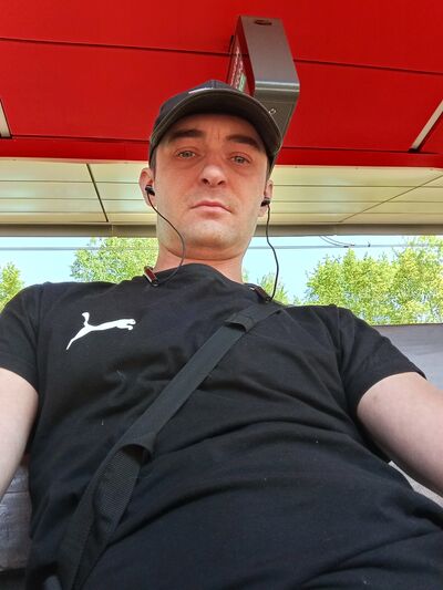  ,   Denis, 37 ,   ,   , 