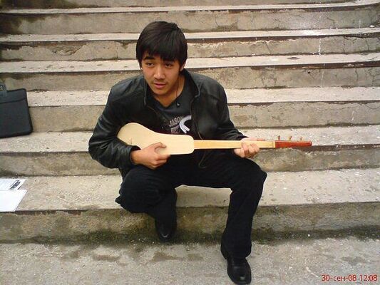 ,   Roony, 33 ,   