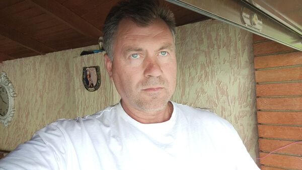 ,   Tudor, 53 ,  