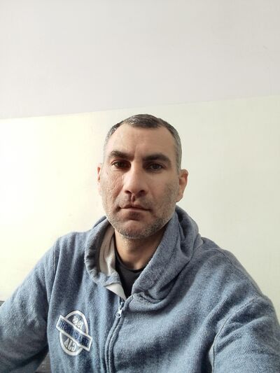  --,   , 43 ,     , c 