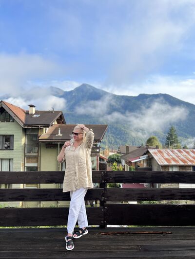  Cannes,   Alena, 49 ,     , c 