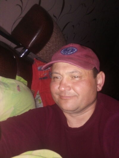  ,   Andrej, 40 ,   , 
