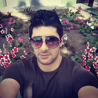  ,   Ahmed, 32 ,   ,   