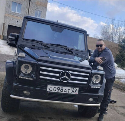  ,   Artem, 38 ,   ,   