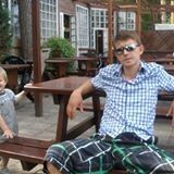  8604839  Artur, 40 ,    