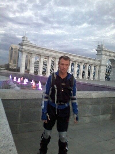  ,   Oleg, 51 ,   ,   , c , 