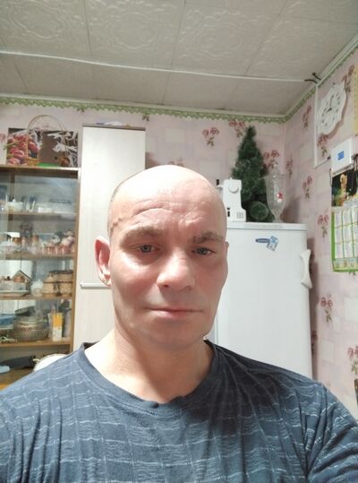  ,   Stepa, 44 ,   ,   , c , 