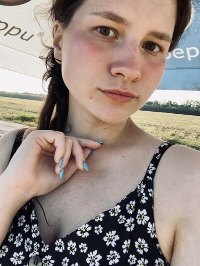  ,   Anna, 25 ,   ,   , c , 