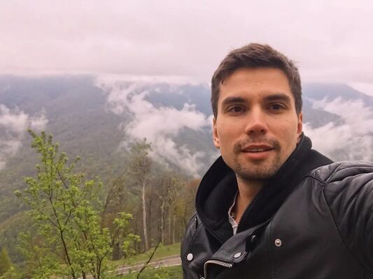  ,   Pavan Meti, 39 ,   ,   , c , 