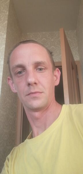  ,   Mikhail, 38 ,   ,   