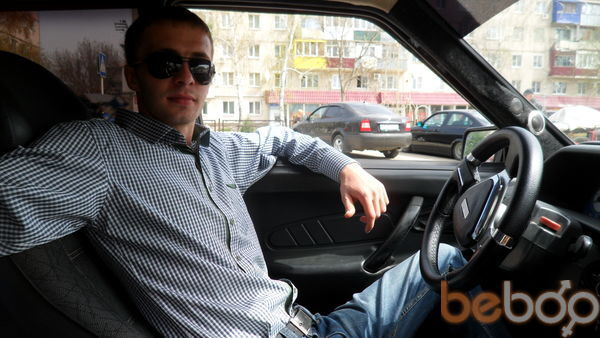  ,   Vlad, 36 ,   