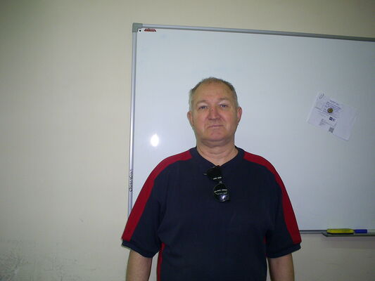  ,   Valentin, 72 ,   