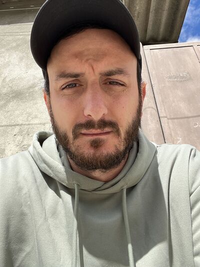  ,   DaviT, 38 ,   c , 