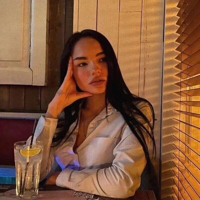  -,   Mila, 27 ,   