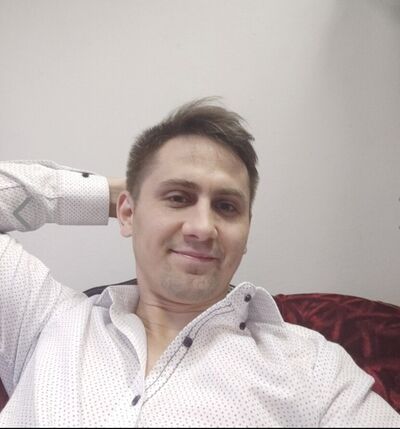  ,   Sensey, 37 ,     