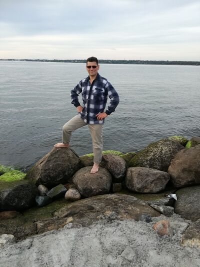  ,   Konstantin, 49 ,   