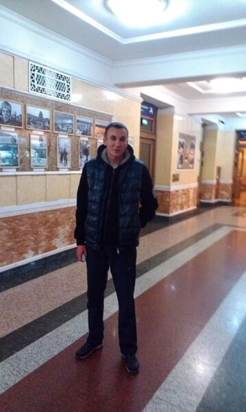  ,   Denis, 44 ,   ,   
