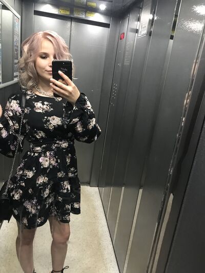  --,   Kara, 25 ,   ,   , 