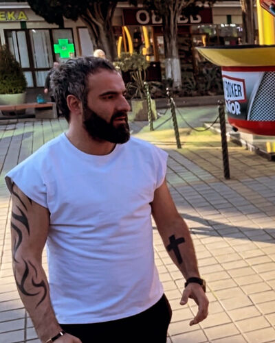  ,   Georgi, 32 ,   ,   