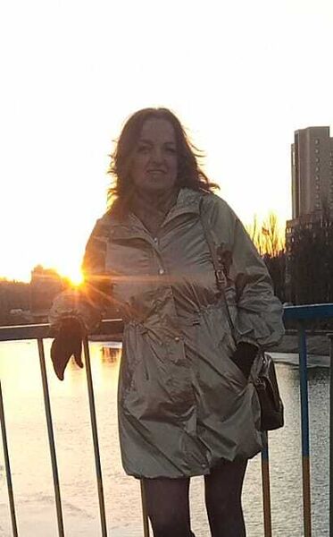  ,   Nela, 45 ,   ,   