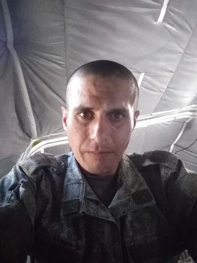  --,   , 39 ,  