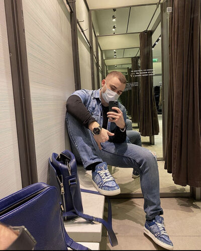  ,   Merab, 27 ,   ,   