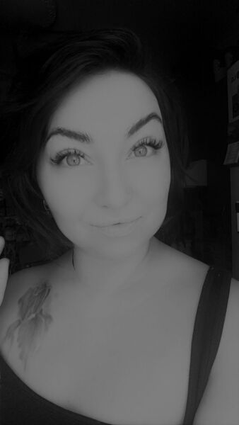  ,   Tati, 36 ,  