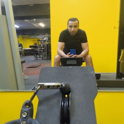  ,   Younes, 31 ,  