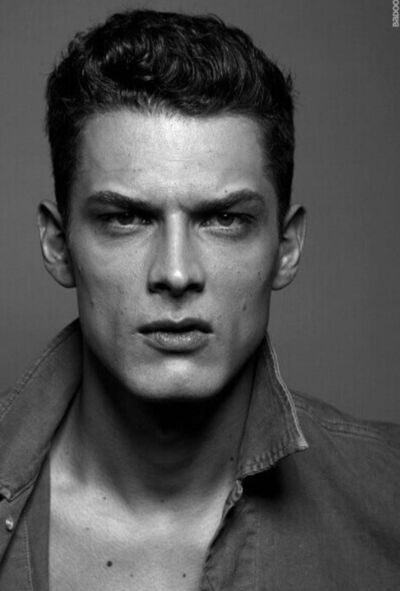  ,   Gio, 37 ,   ,   