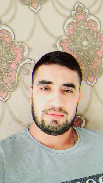  -,   Ali, 32 ,   ,   