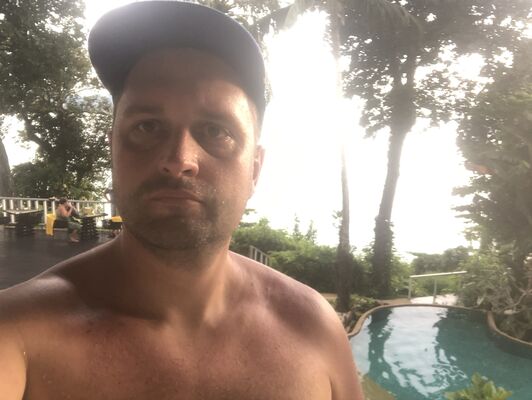  ,   Aleks, 37 ,   ,   , c 