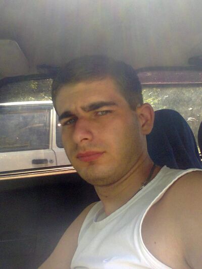  ,   Aleksei, 32 ,   c 