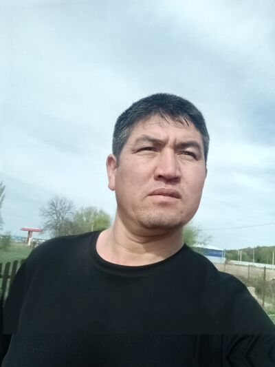 ,   Rustam, 40 ,   ,   