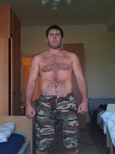  ,   Ali, 37 ,   ,   , c 