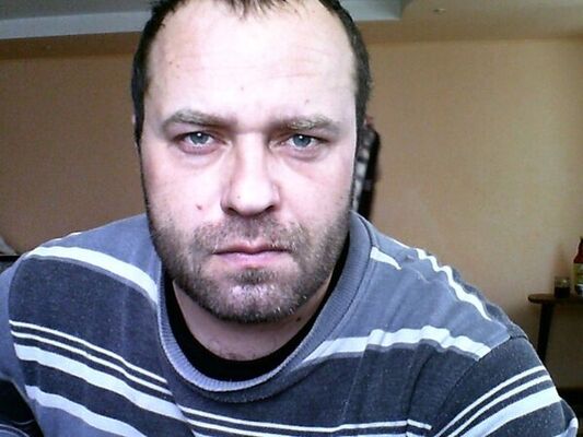  ,   Artem, 43 ,  